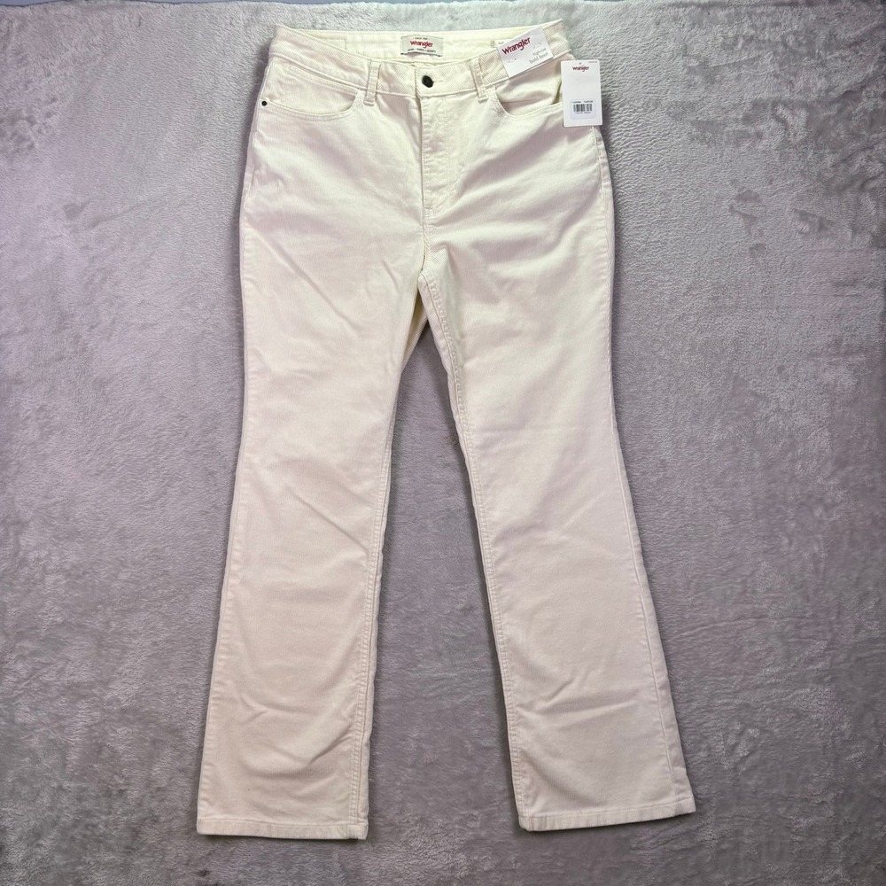 NWT Wrangler Womens Pants 10 x 30 Cream High Rise Bold Boot Corduroy Western